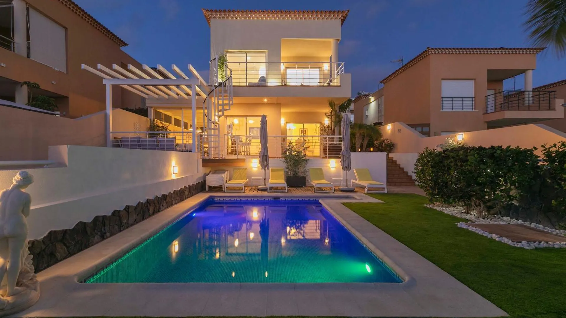 My Island Escape - Sea Views - Private Pool, Sauna Puerto de Santiago  Puerto de Santiago (Tenerife)